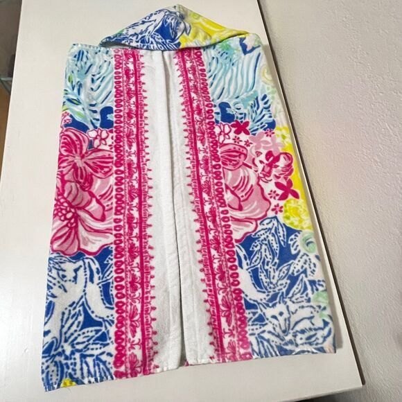 Pottery Barn Kids Lilly Pulitzer Cheek to Cheek Baby Beach Wrap Hooded Towel - Picture 1 of 13